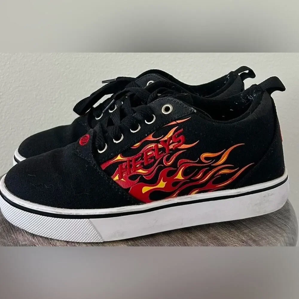 Heelys Pro 20 Black Flame Print Skate Skater Kids Shoes Sneakers Youth S2 Video